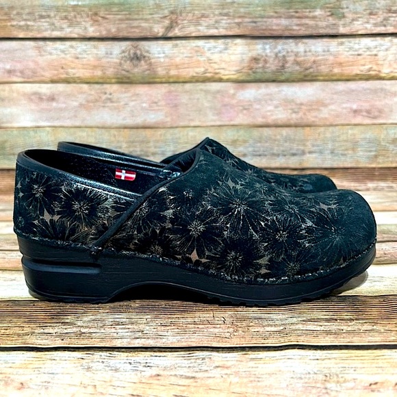 Sanita Shoes - SANITA Shoes Suede Leather Professional Clogs Floral Black Gold Size 38  7.5